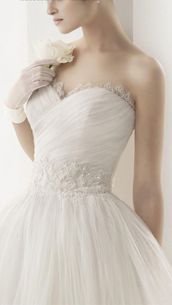 AIIZIE BANDEAU SHORT WEDDING DRESS IN WHITE - product image