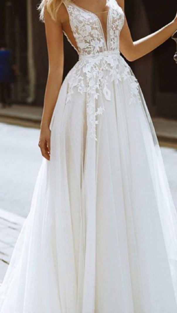 AIIZIE LARGE V-NECK SEE-THROUGH LACE HALTER DRESS IN WHITE - product image