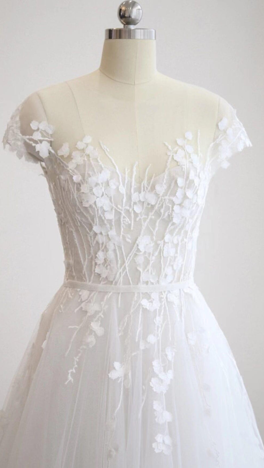 LACE PETAL-MESH MAXI DRESS IN WHITE