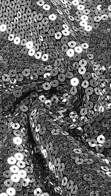 COMPLETO DUE PEZZI CON TOP E PANTALONI IN PAILLETTES ARGENTO SENZA SPALLINE