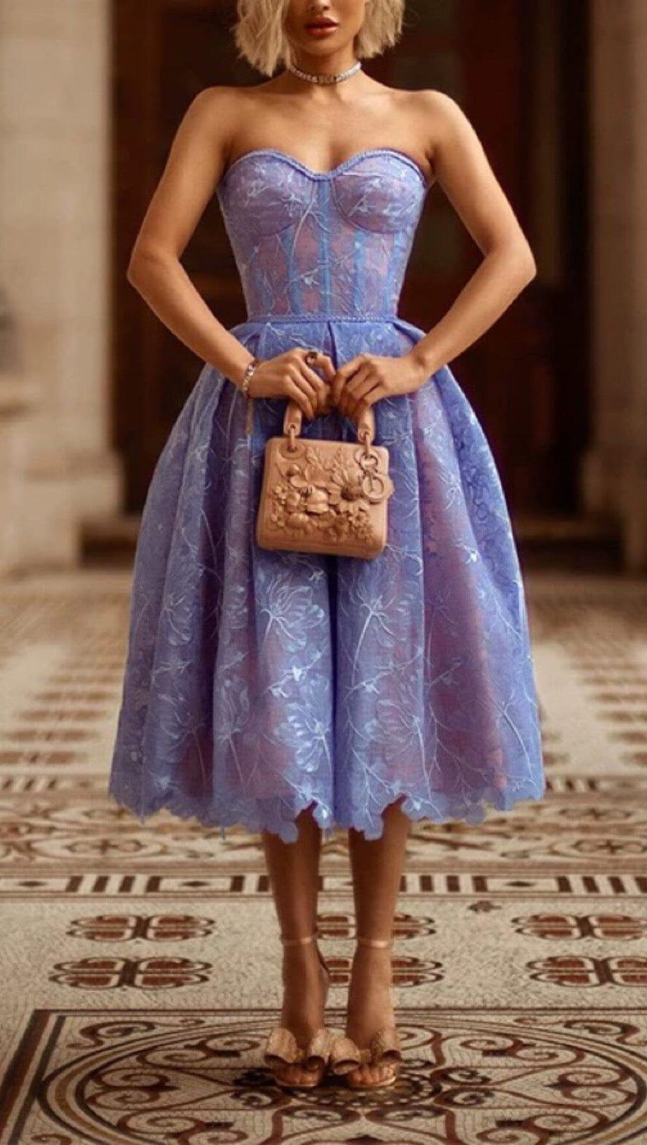 ABITO MIDI A FASCIA IN PIZZO BLU