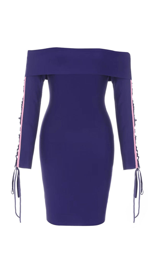 BANDAGE MINIKLEID MIT EINEM HALS UND LANGEN ÄRMELN IN LILA-BLAU