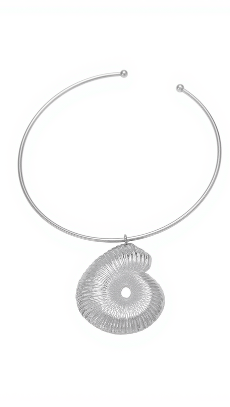 PAMELA METALLIC CONCH NECKLACE