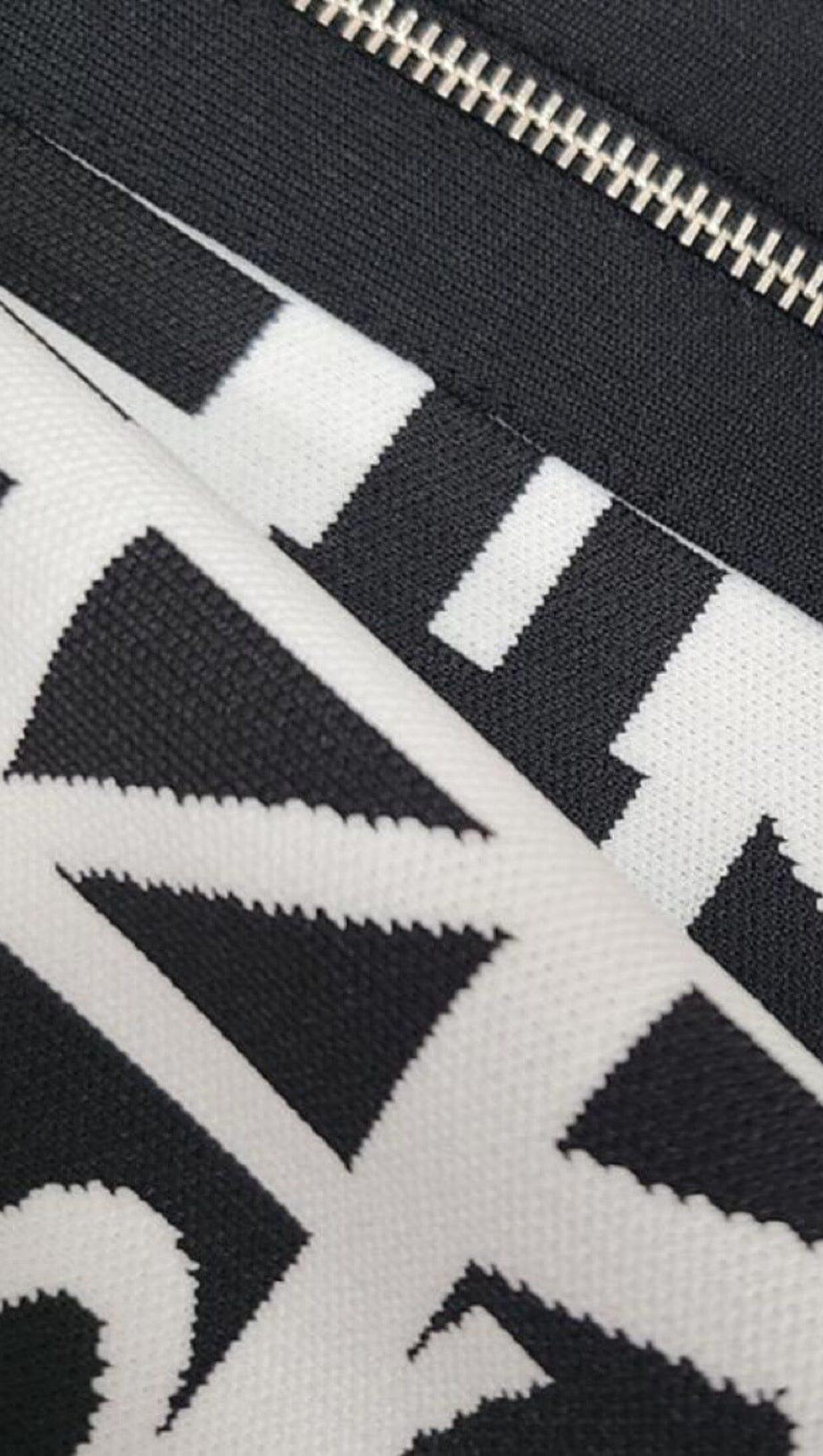 LETTERS SKINNY KNIT DRESS IN BLACK