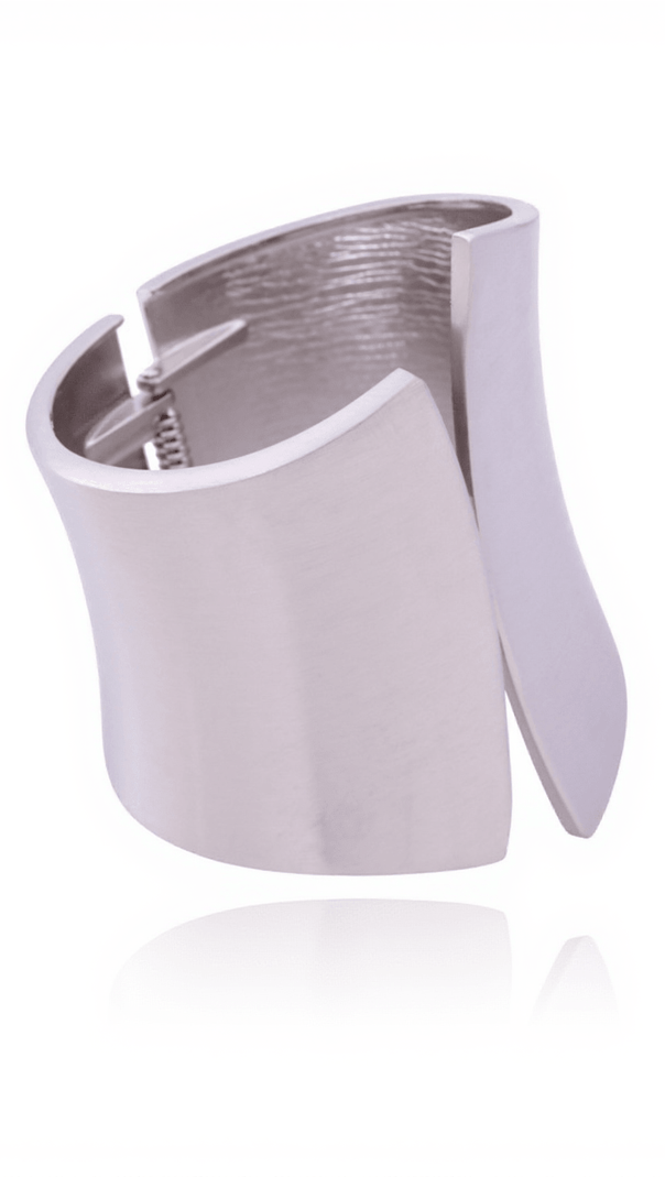 AIIZIE KINAN ASYMMETRIC BRACELET - product image