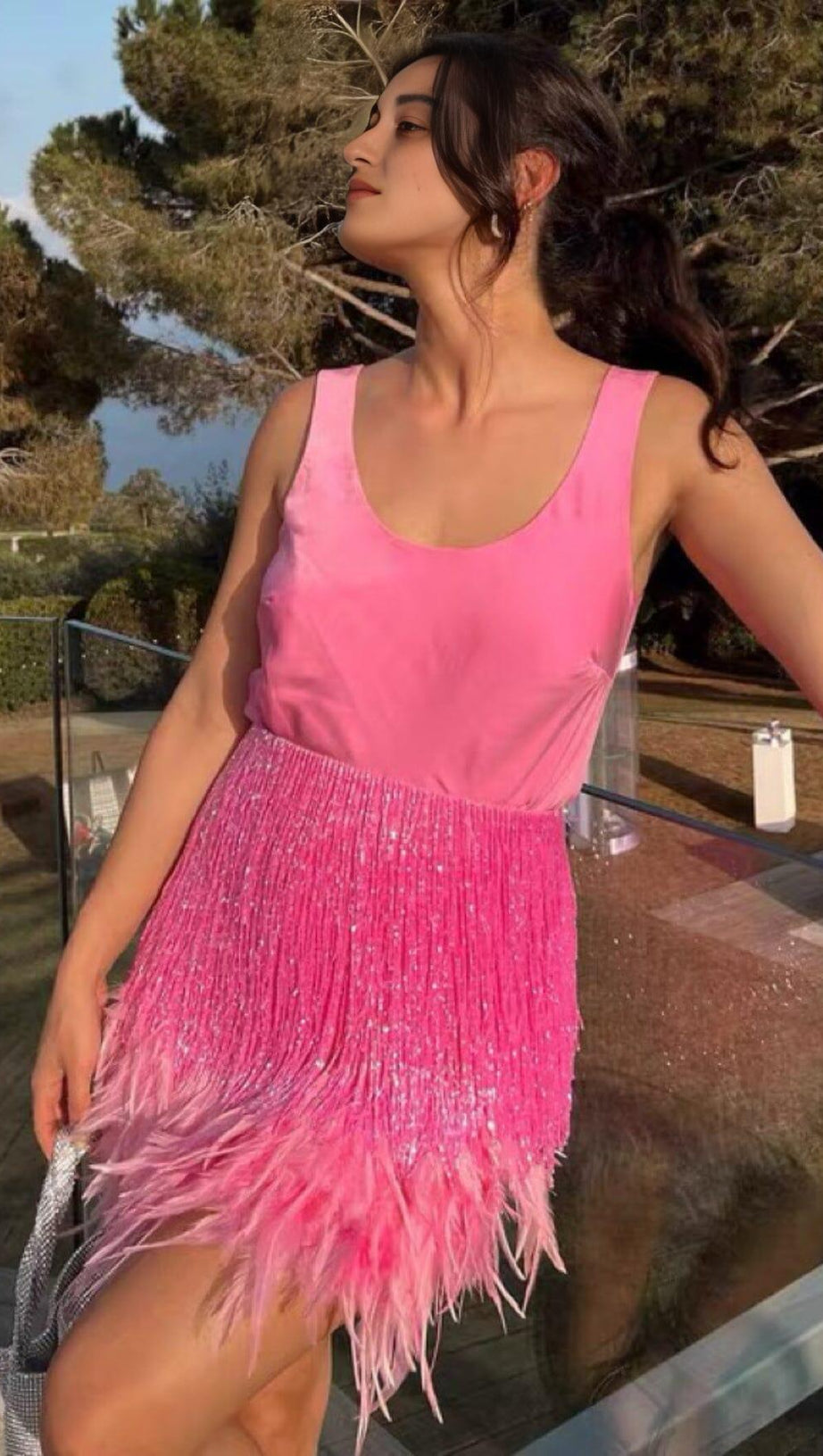 MINI ABITO CON PIUME E FRANGE LUCIDE ROSA