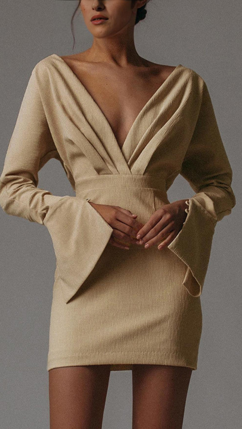 LONG SLEEVES V NECK MINI DRESS