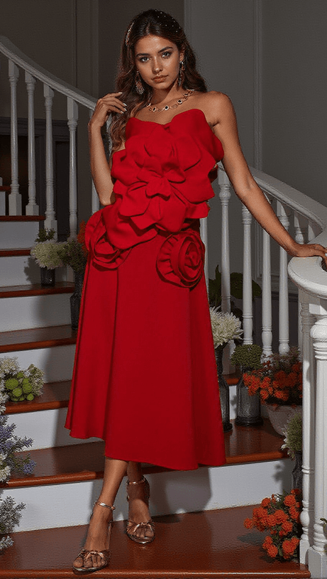BAYARD STRAPLESS FLOWER TOP IN RED