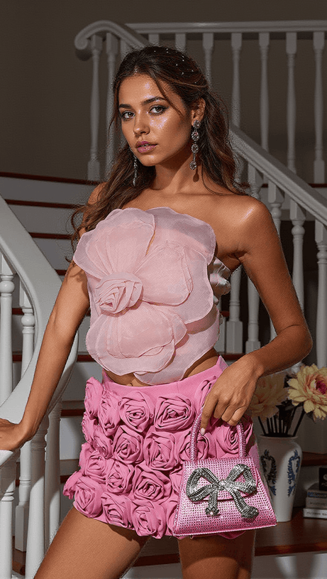 ALISTAIR STRAPLESS FLOWER MESH TOP IN PINK