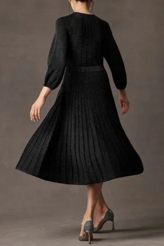 KNITTED DRESS IN BLACK METALLIC MIDI