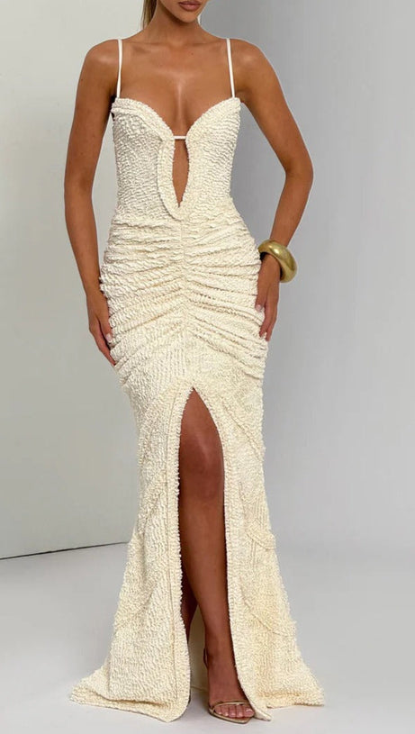 SLIT PLEATED BODYCON MAXI DRESS IN KAHKI