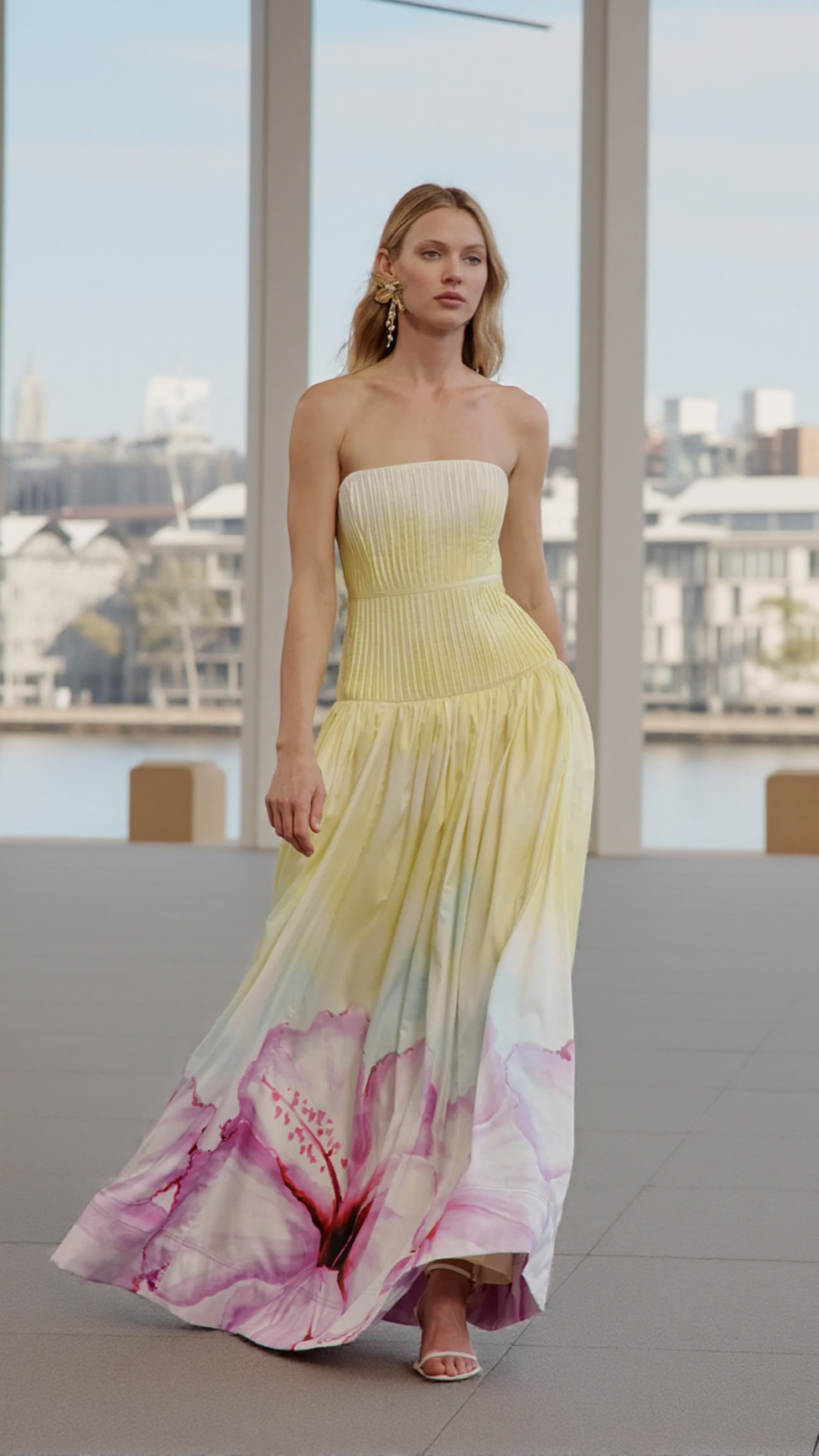 AIIZIE LAUREL PRINTED TUBE TOP MAXI DRESS IN GRADIENT YELLOW - product image