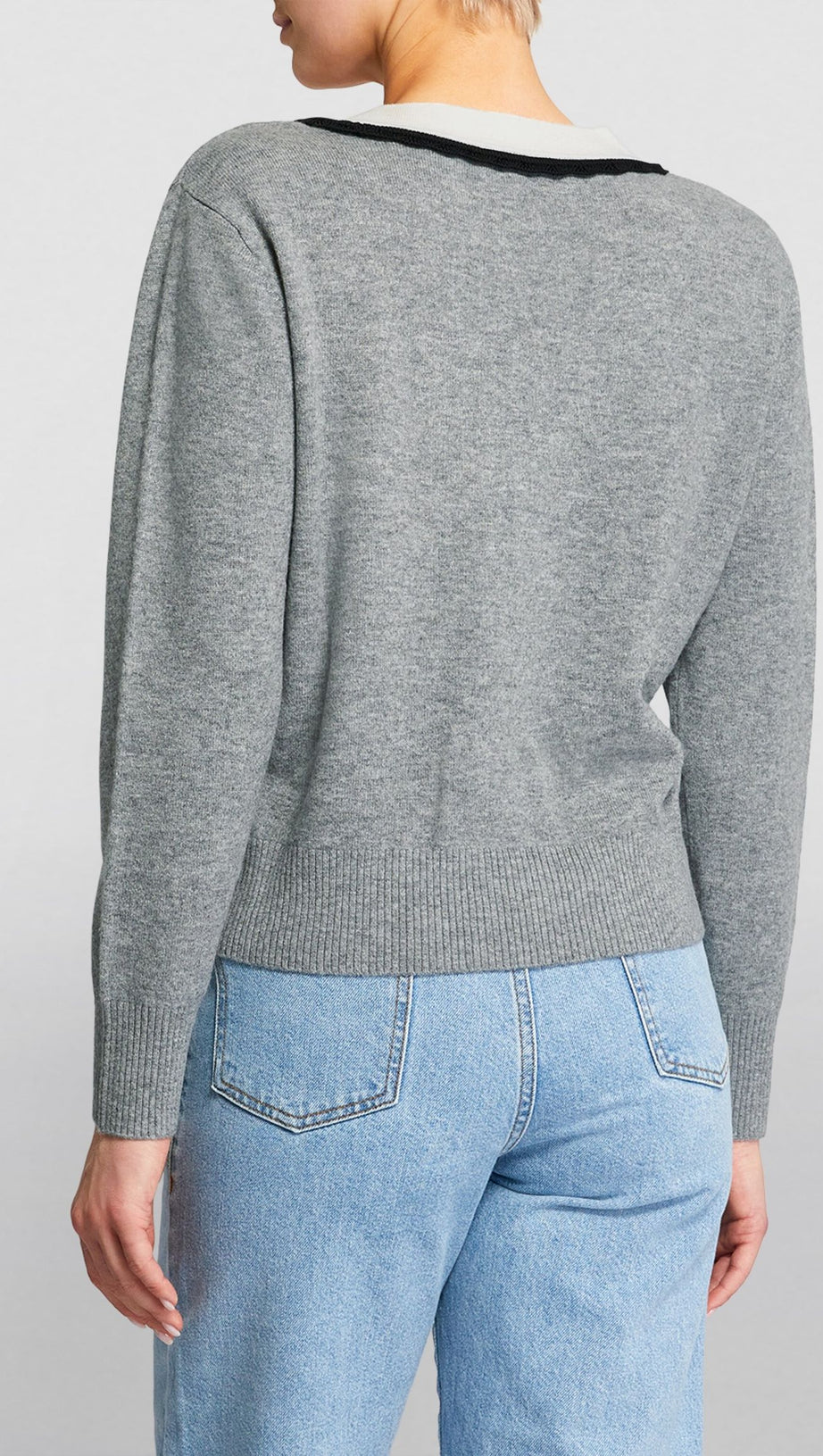 PULLOVER MIT ZWEIFARBIGEM BESATZ 