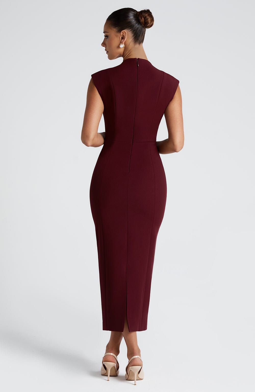 NELLIE V-NECK BODYCON MIDI DRESS IN CHERRY LACQUER