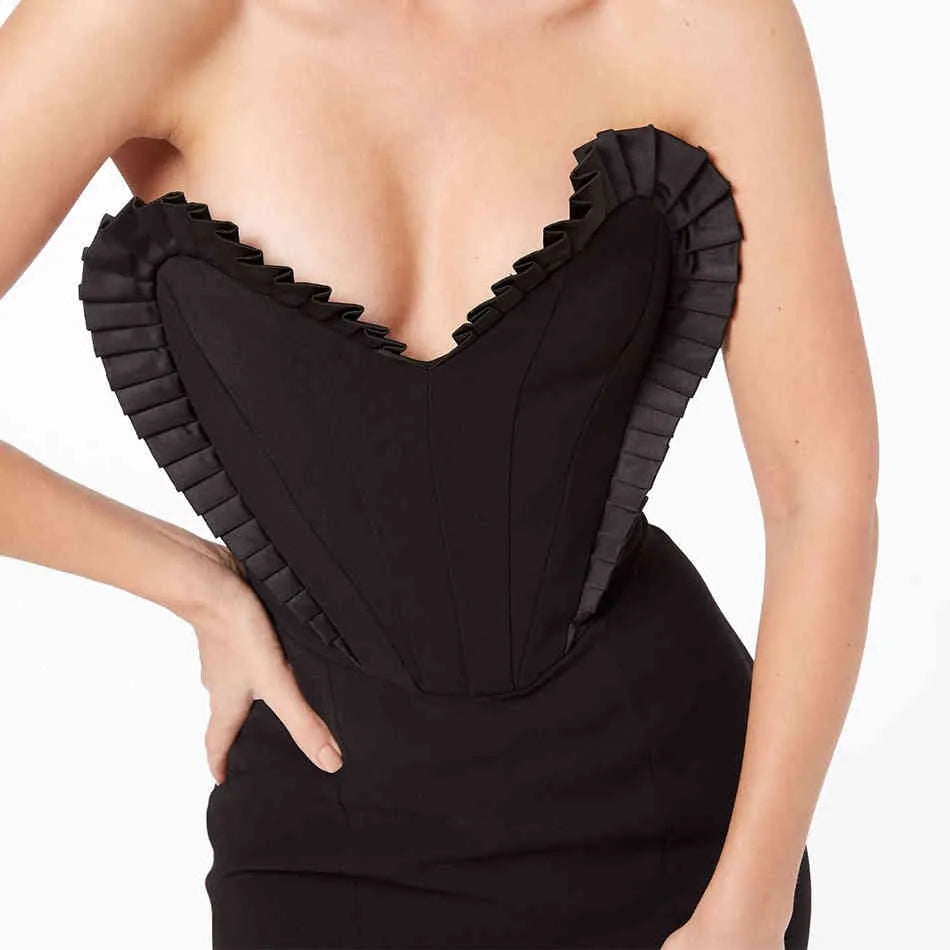 AIIZIE BLACK SLEEVELESS CUT OUT BANDAGE BODYCON MINI DRESS - product image