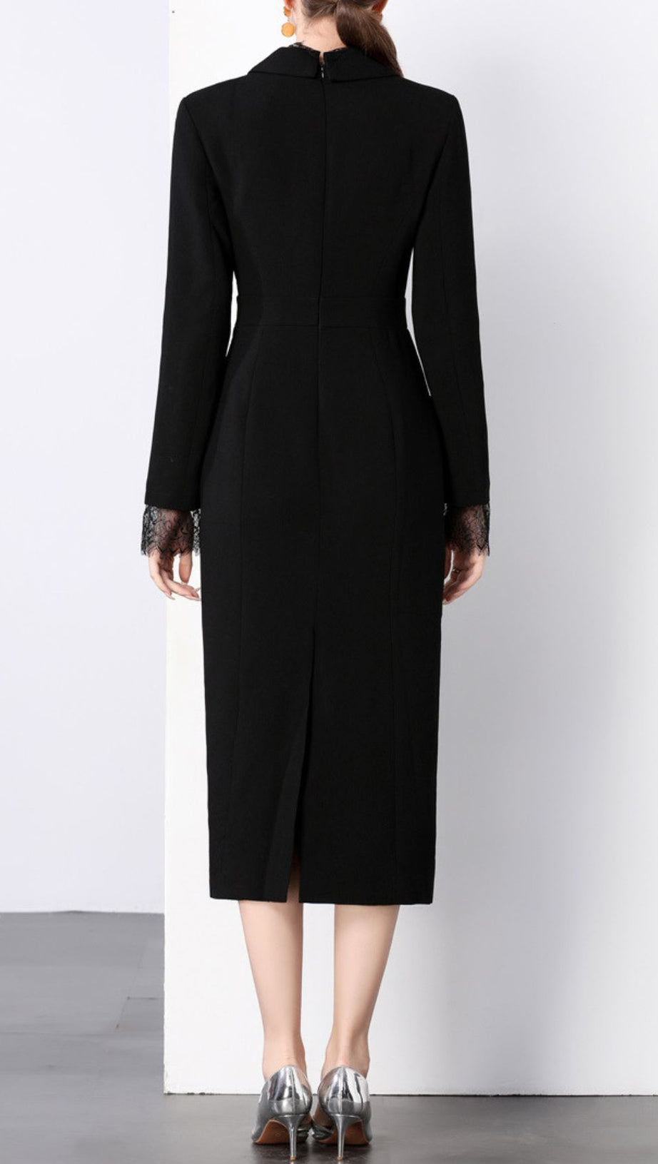 Chic Long Sleeve Blazer Midi Dress with Delicate Lace Trim