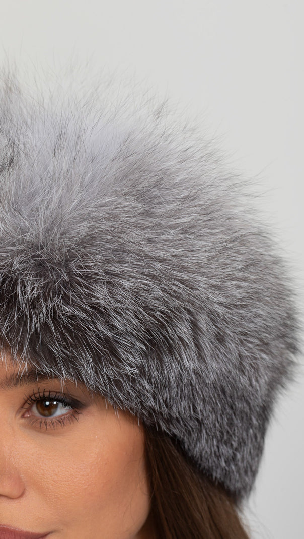 Real Fox Fur Trimmed Hat With Pom-Pom Ties – Grey