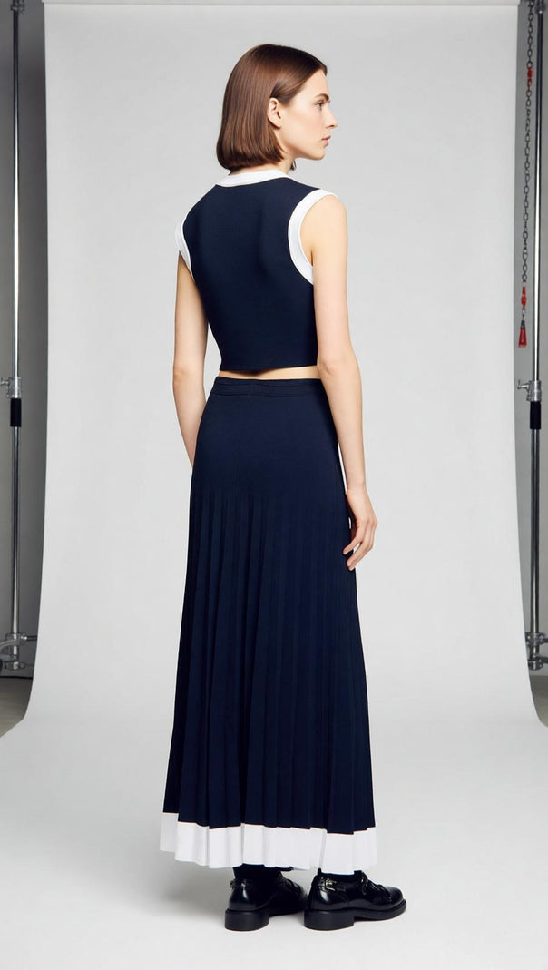 AIIZIE Elegant Two-Tone Cropped Knit Top | Sleeveless Button-Front with Contrast Trim - product image