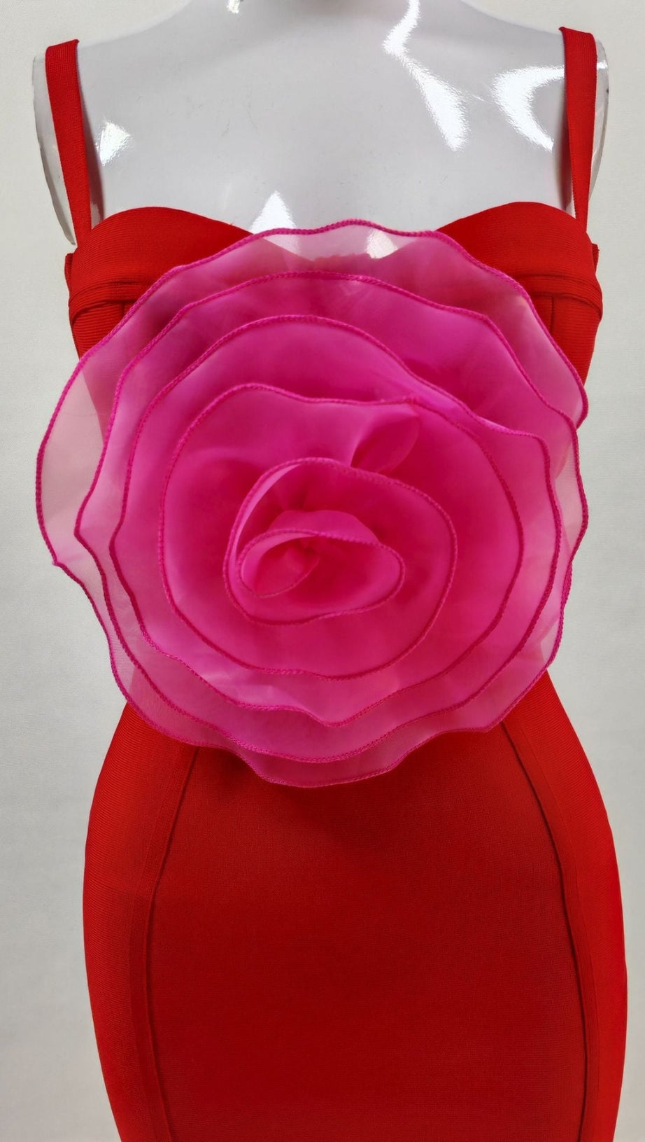 JACEY MESH FLOWER BANDAGE MIDI DRESS