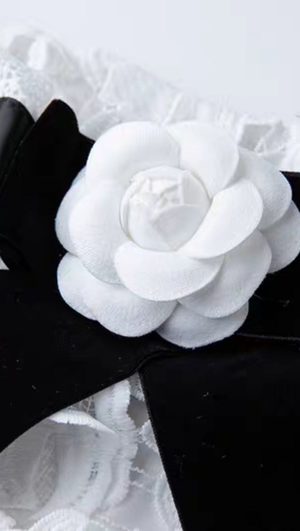 AIIZIE STRAPLESS FLOWER EMBROIDERY MAXI DRESS IN WHITE - product image