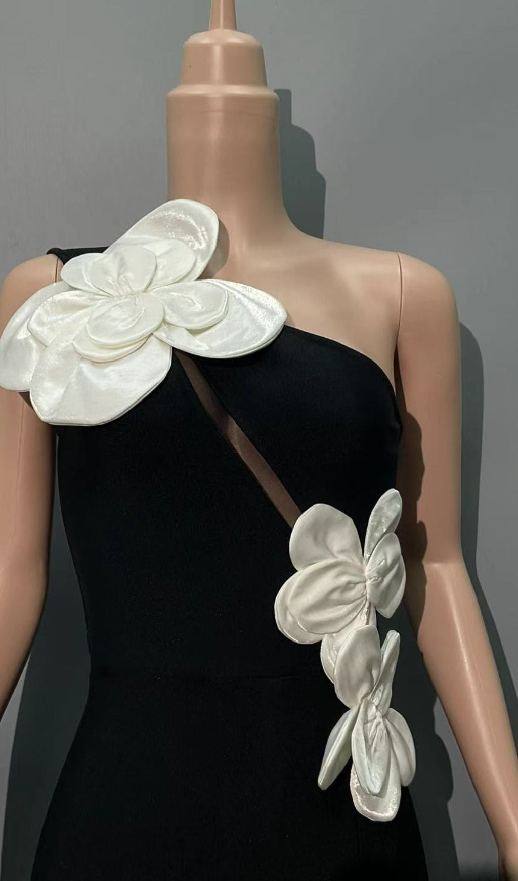 AIIZIE BLACK HELOISE FLOWERS SLIT ONE SHOULDER BANDAGE MAXI DRESS - product image