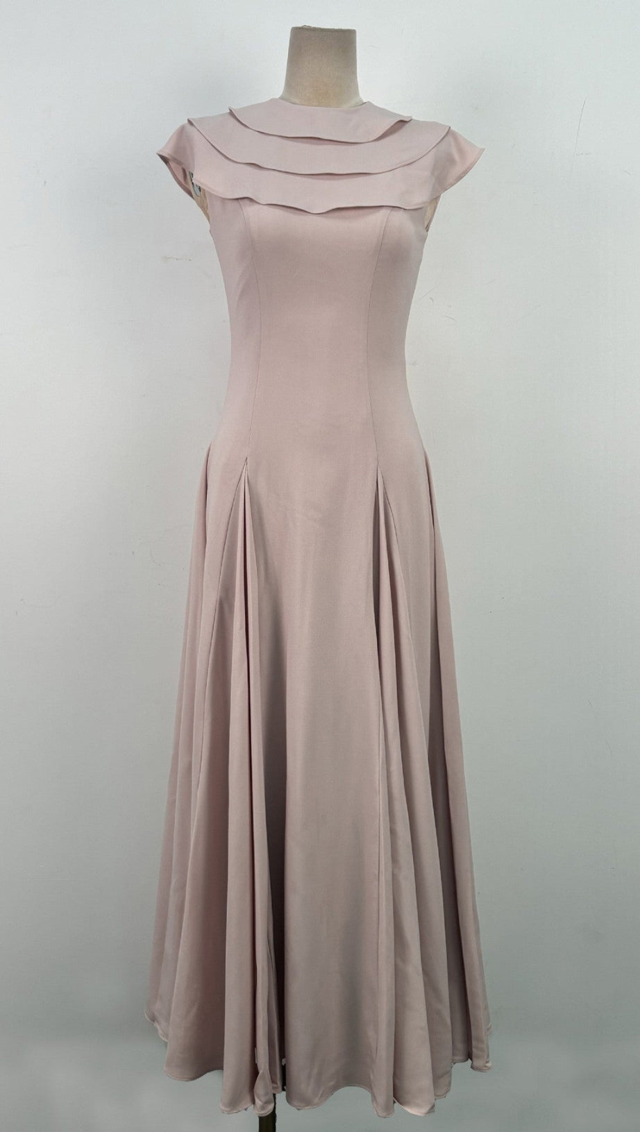 A-LINE JEWEL NECK VISCOSE ANKLE MAXI DRESS IN BEIGE