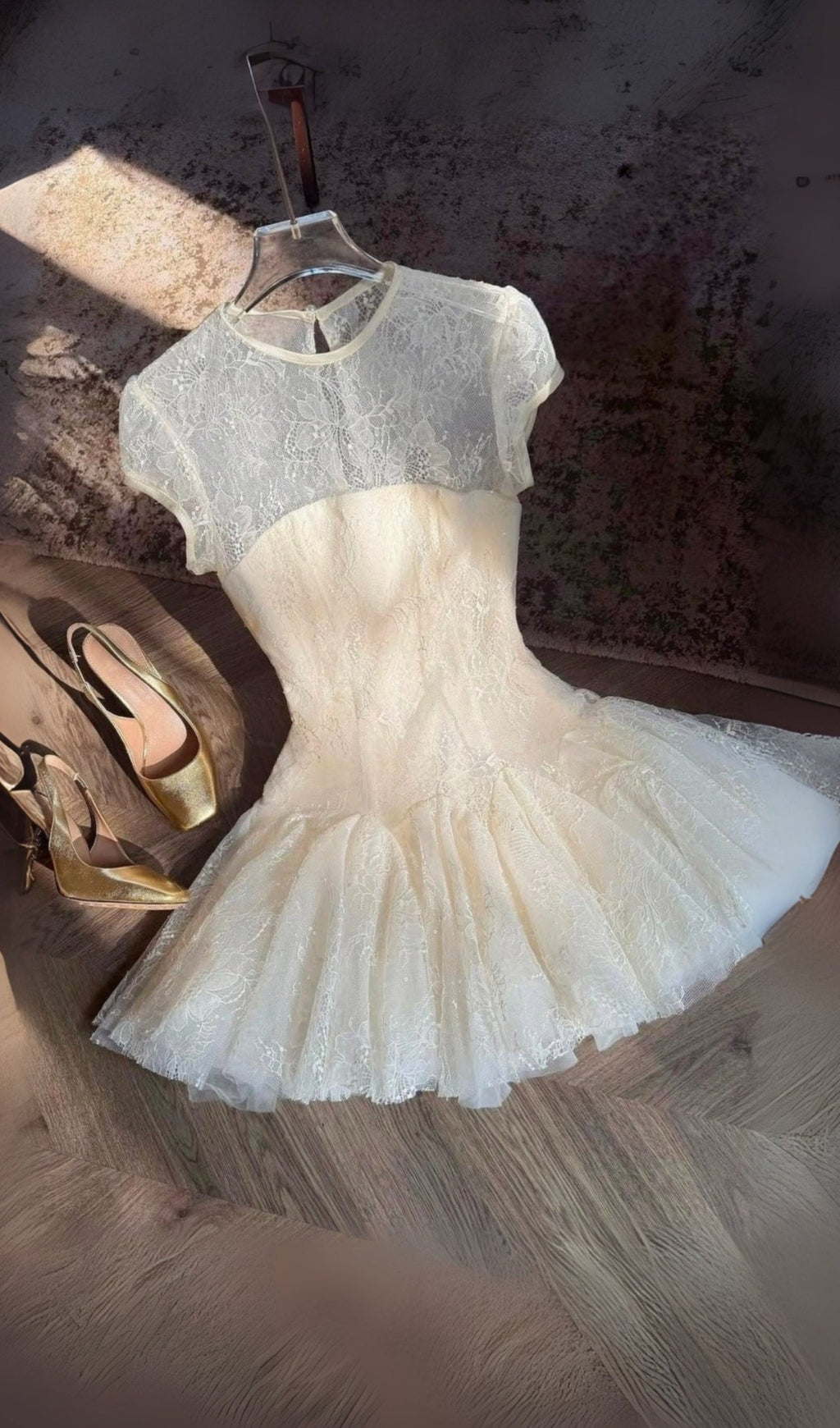 SARAH LACE MINI DRESS