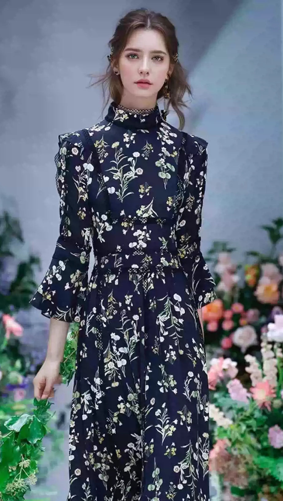 DARK BLUE FLORAL STAND - COLLAR LONG - SLEEVE MAXI DRESS