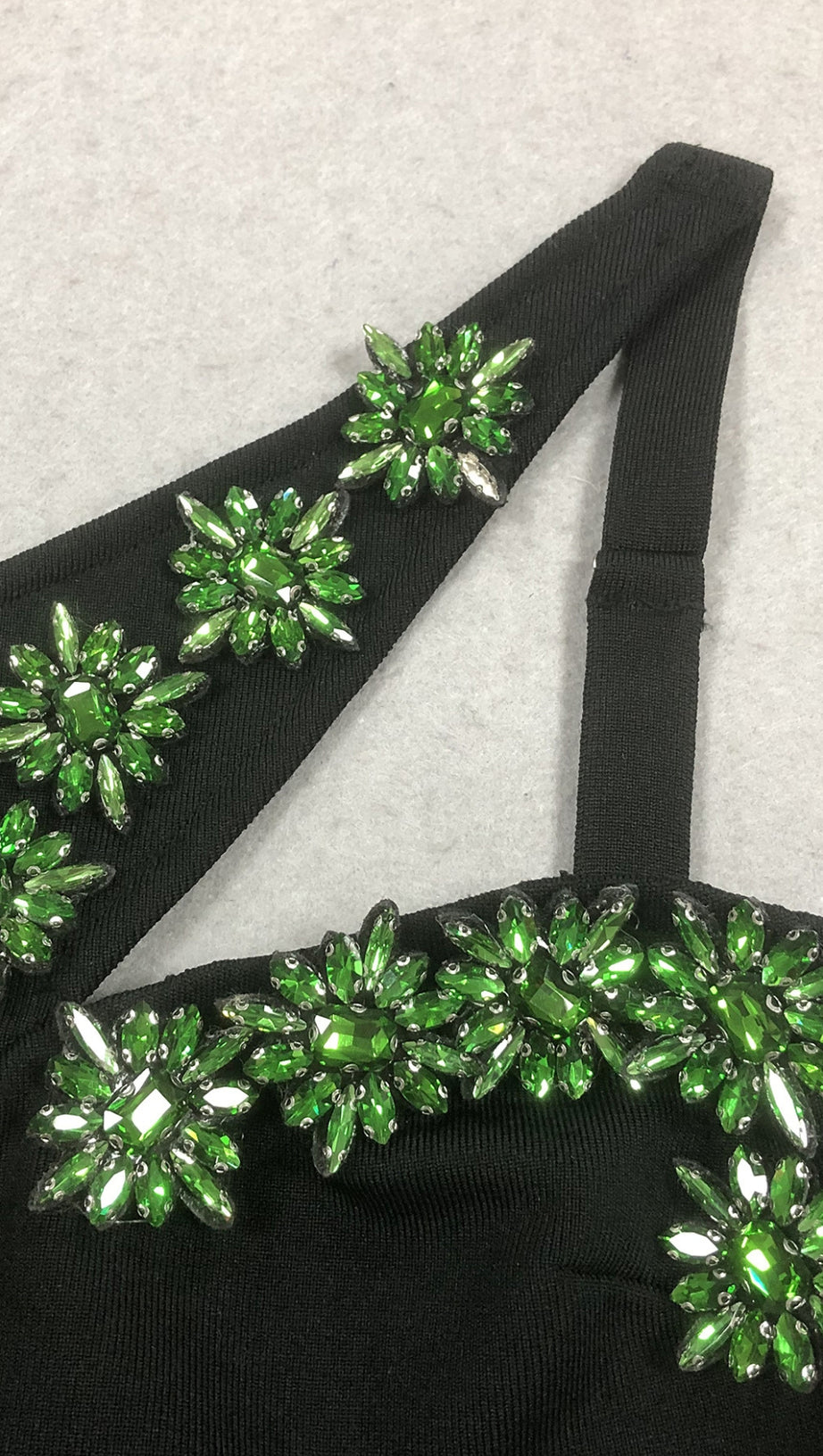 ONE - SHOULDER GREEN - CRYSTAL - EMBELLISHED MERMAID GOWN IN BLACK