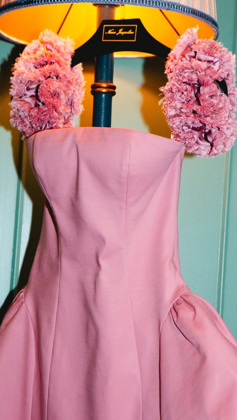 ABITO CORTO SENZA SPALLINE E GONFIORE SHERRY FLOWER ROSA