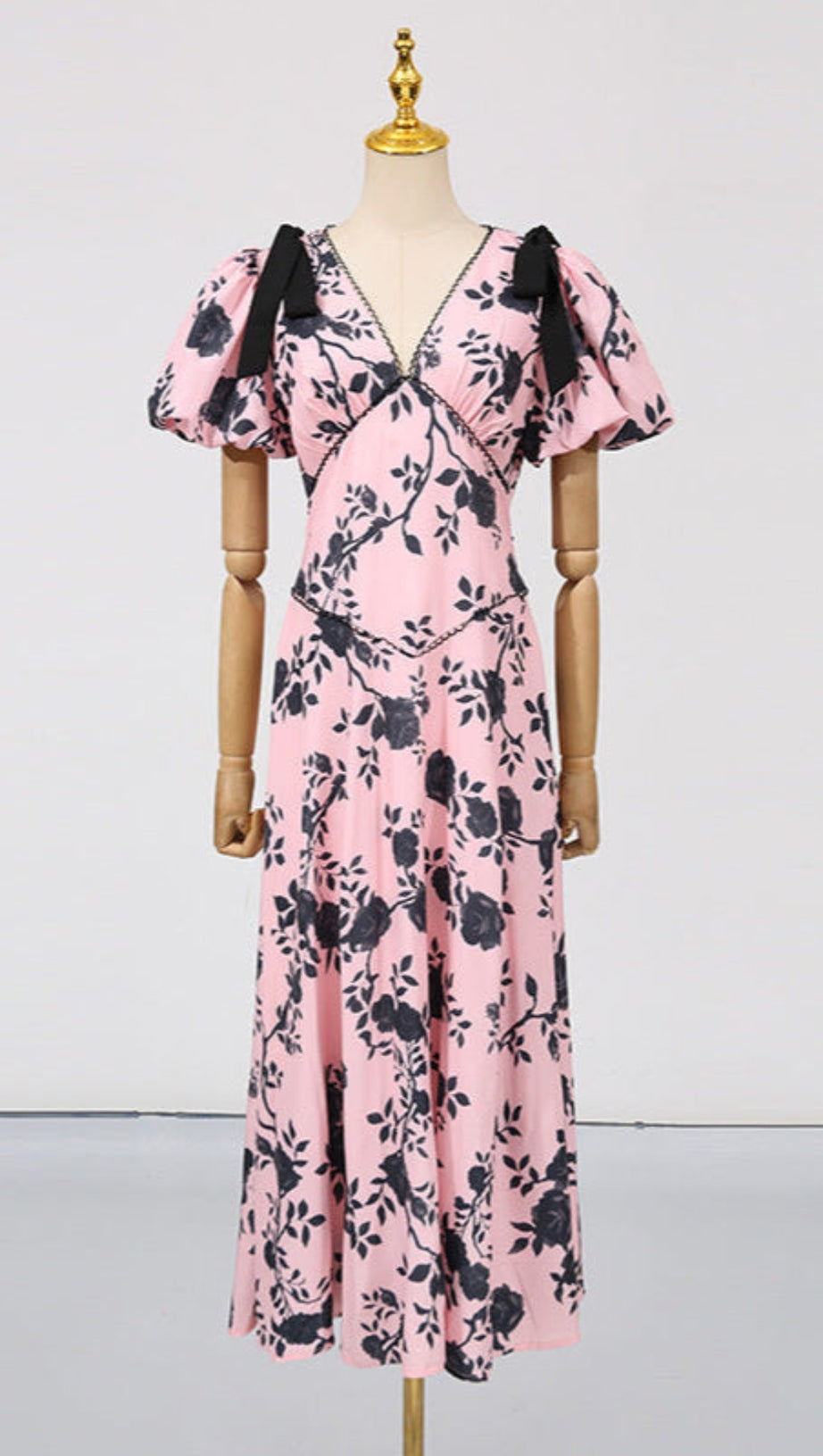 V-NECK SATIN FLORAL MIDI DRESS IN PINK