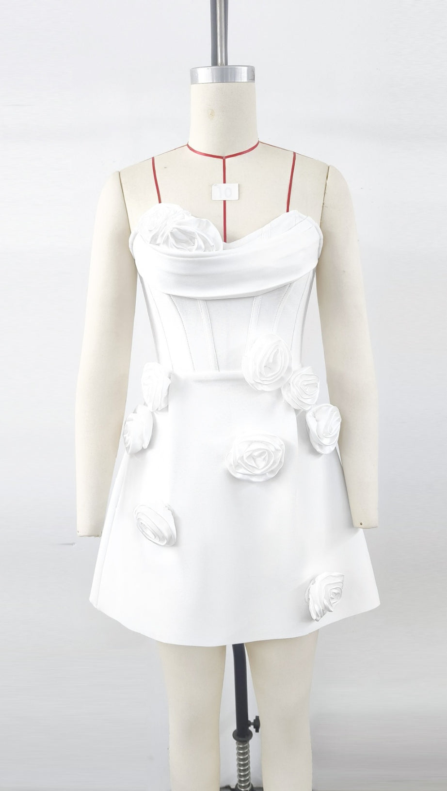 STRAPLESS FLOWER BANDAGE MINI DRESS IN WHITE