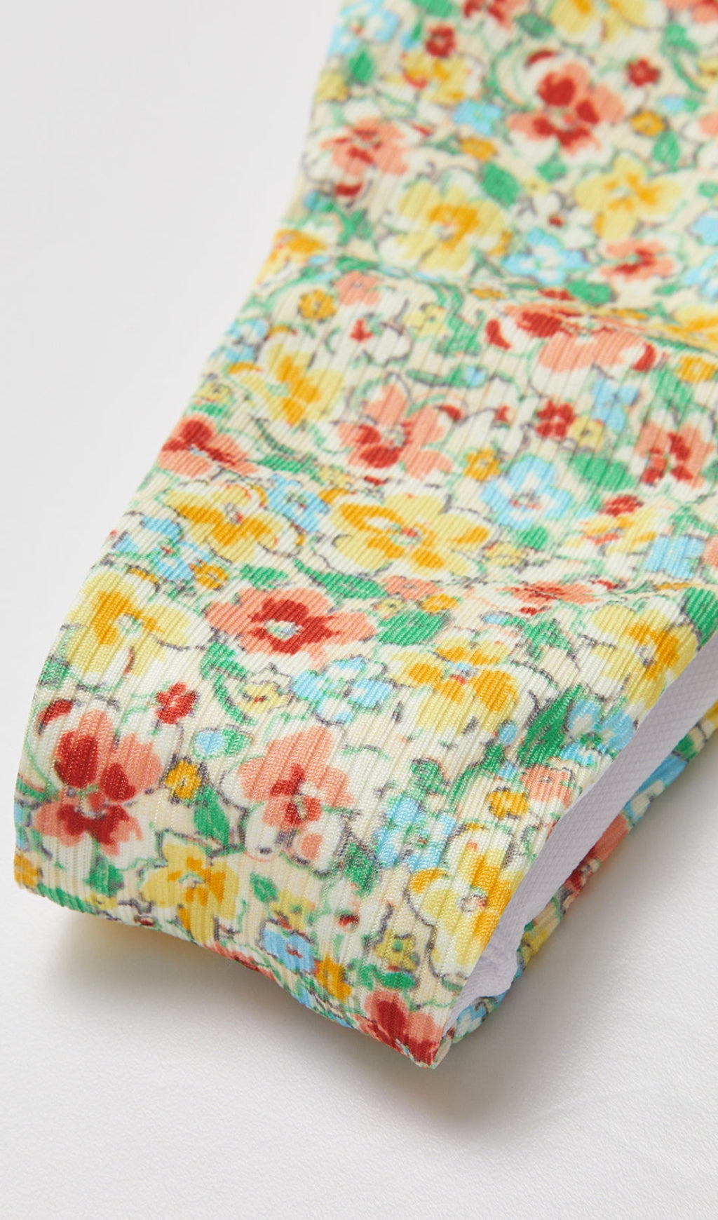 BIKINI CON LACCI ANTERIORI A FANTASIA FLOREALE