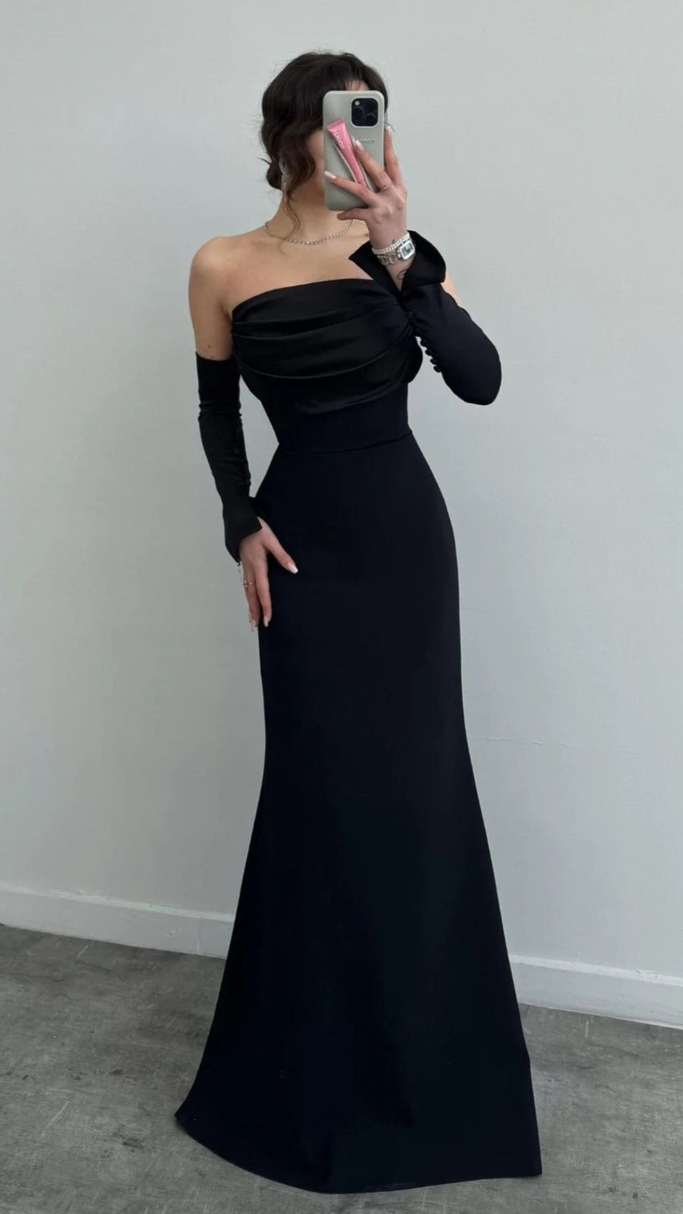 AIIZIE LONG SLEEVE STRAPLESS DRAPED MAXI DRESS BLACK - product image