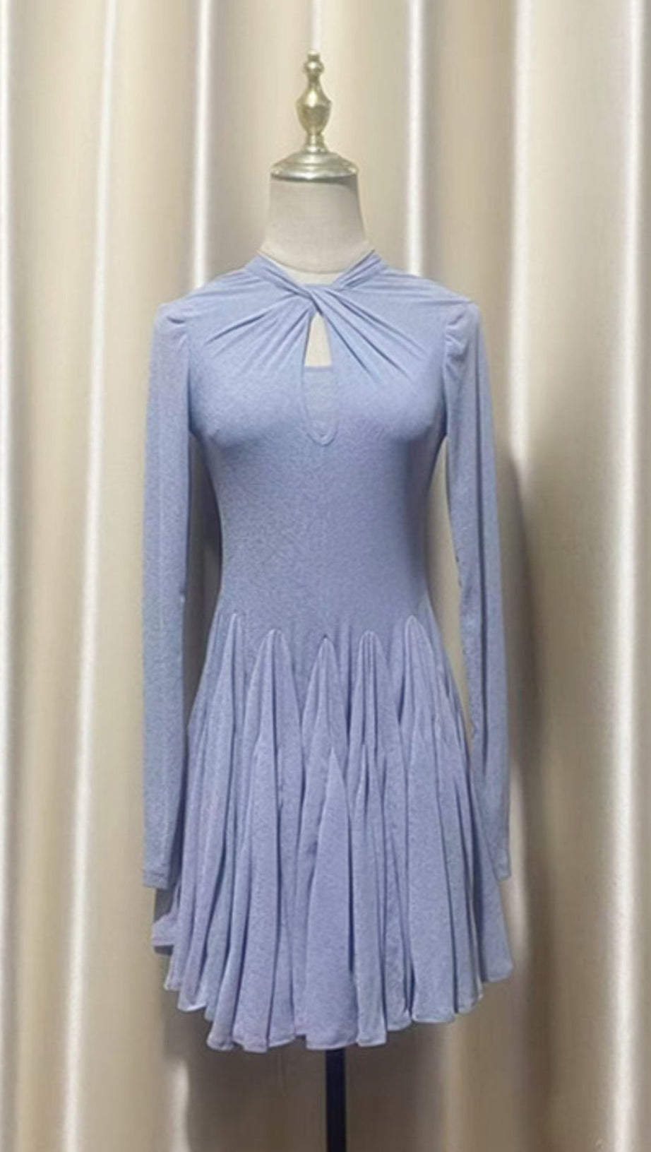 LONG SLEEVE MINI DRESS IN GREY