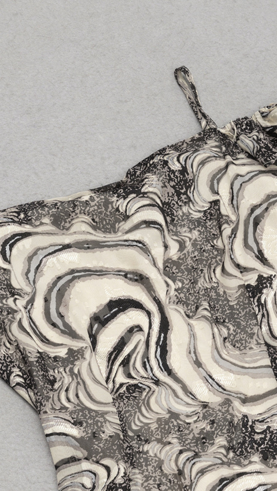 PRINTED ASYMMETRIC RUFFLE - HEM MIDI DRESS