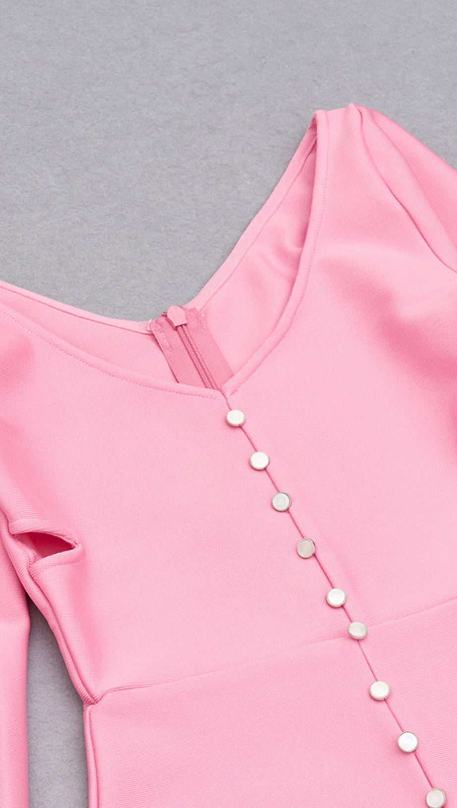 Cutout-Knopf – Midikleid mit Schlitz vorne in Pink