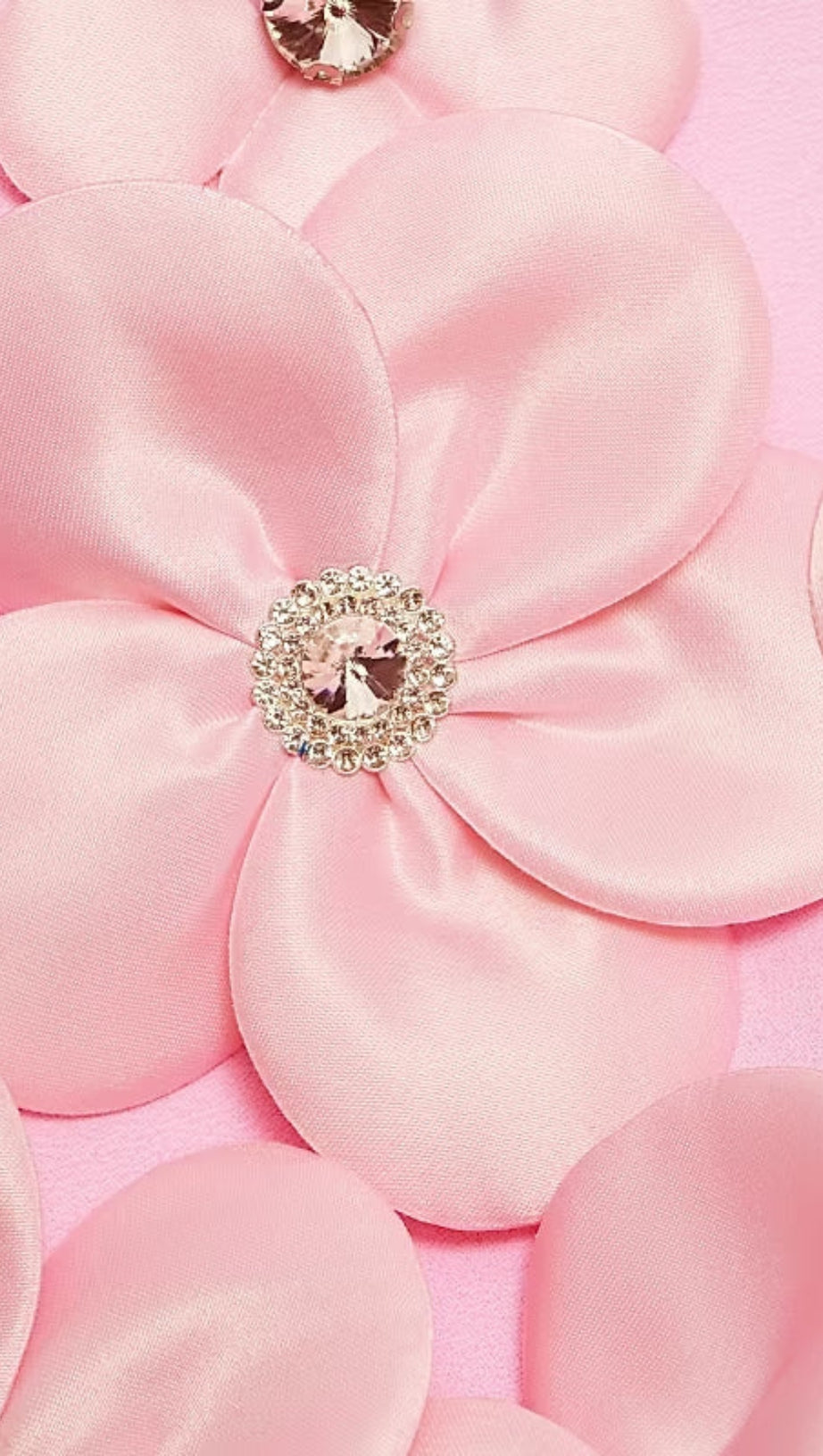 CYNTHIA 3D FLOWER V-NECK SLEEVELESS BODYCON MINI DRESS IN PINK