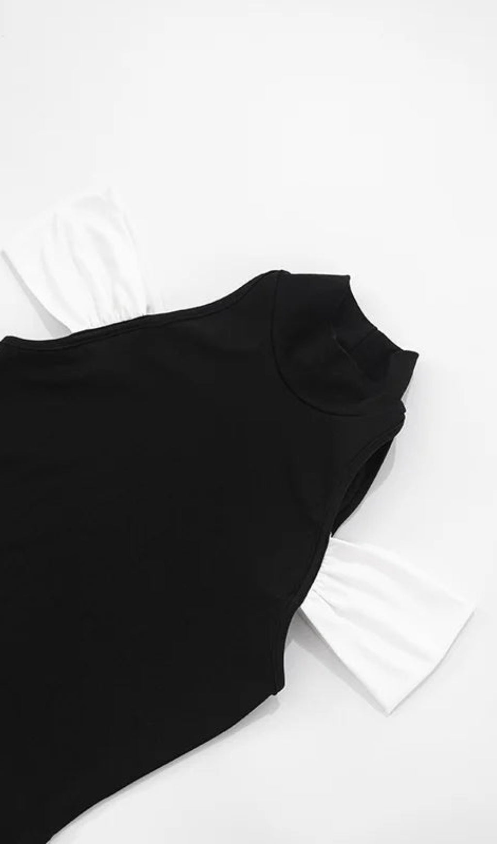 AIIZIE BLACK-WHITE PANEL SLEEVELESS GATHERED HALTER MINI DRESS - product image
