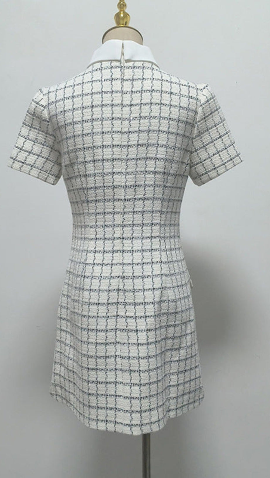 MINI ABITO BIANCO A QUADRI CON BOTTONI DECORATIVI