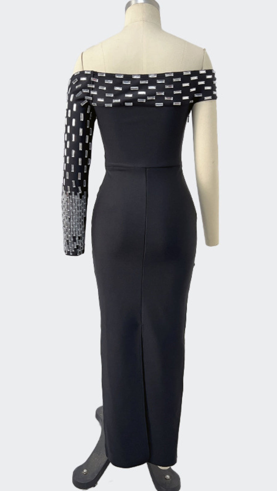 OFF SHOULDER SILVER EMBELLISHED ONE SLEEVE IN BLACK