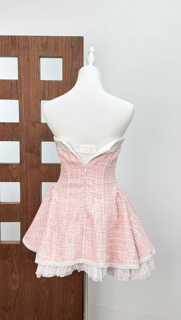 AIIZIE BOW WOVEN LACE TUBE TOP MINI DRESS IN PINK - product image