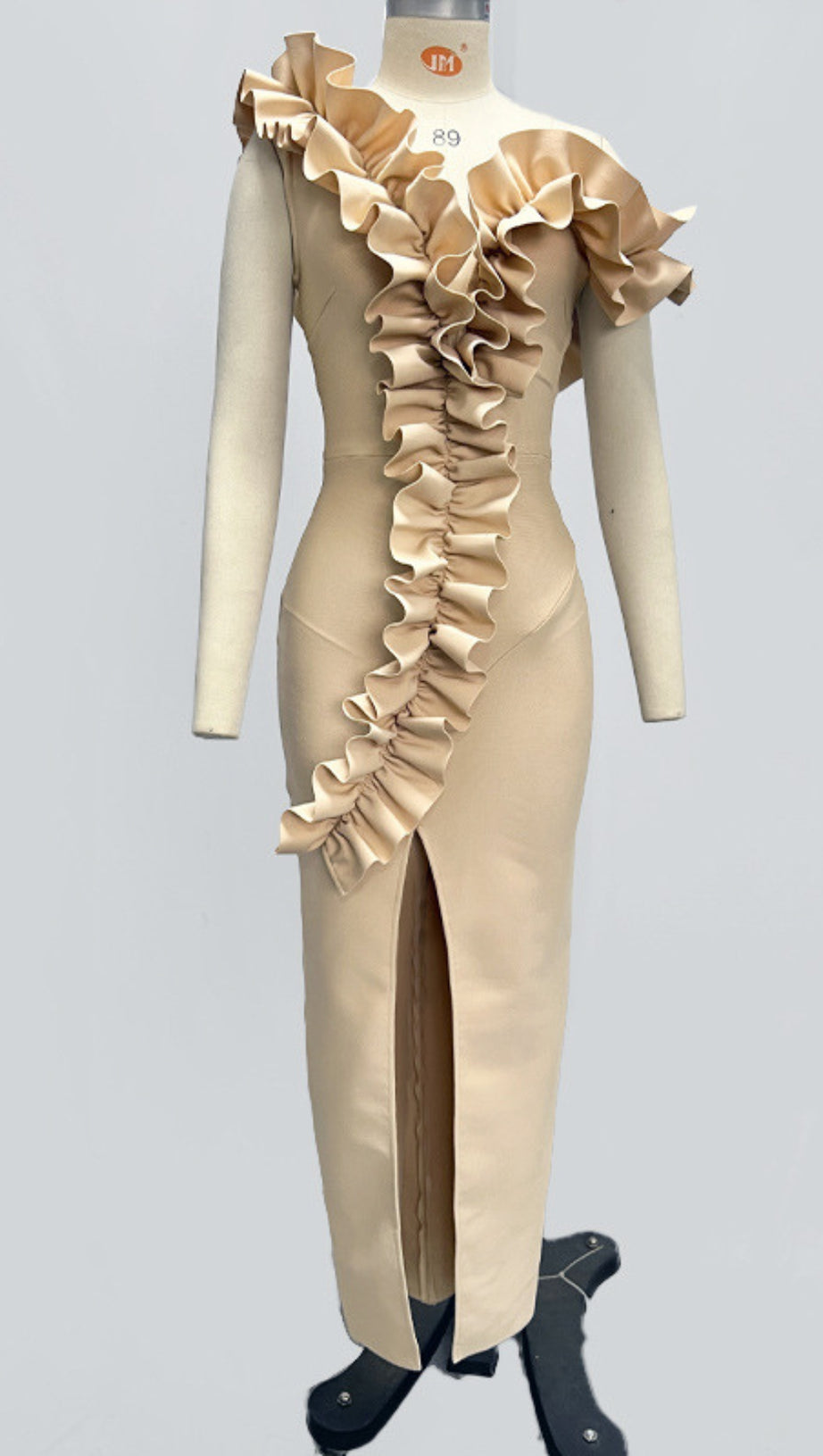 Midikleid mit One-Shoulder-Träger, Rüschenbesatz und Schlitz in Nude-Pink