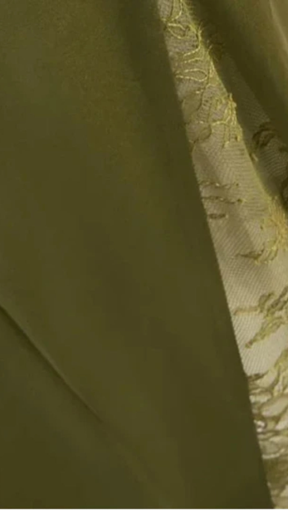 ABITO LUNGO IN SETA CON INSERTI IN PIZZO VERDE ESCLUSIVO