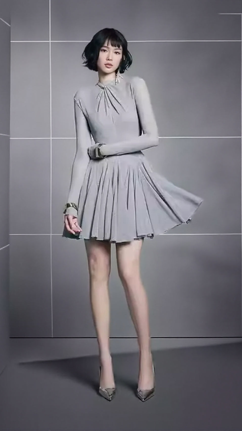 LONG SLEEVE MINI DRESS IN GREY