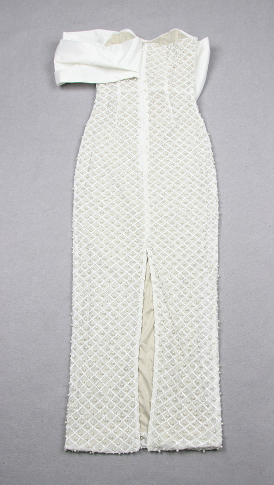 PEARL - EMBELLISHED BOW - ACCENT STRAPLESS MIDI DRESS IN WHITE