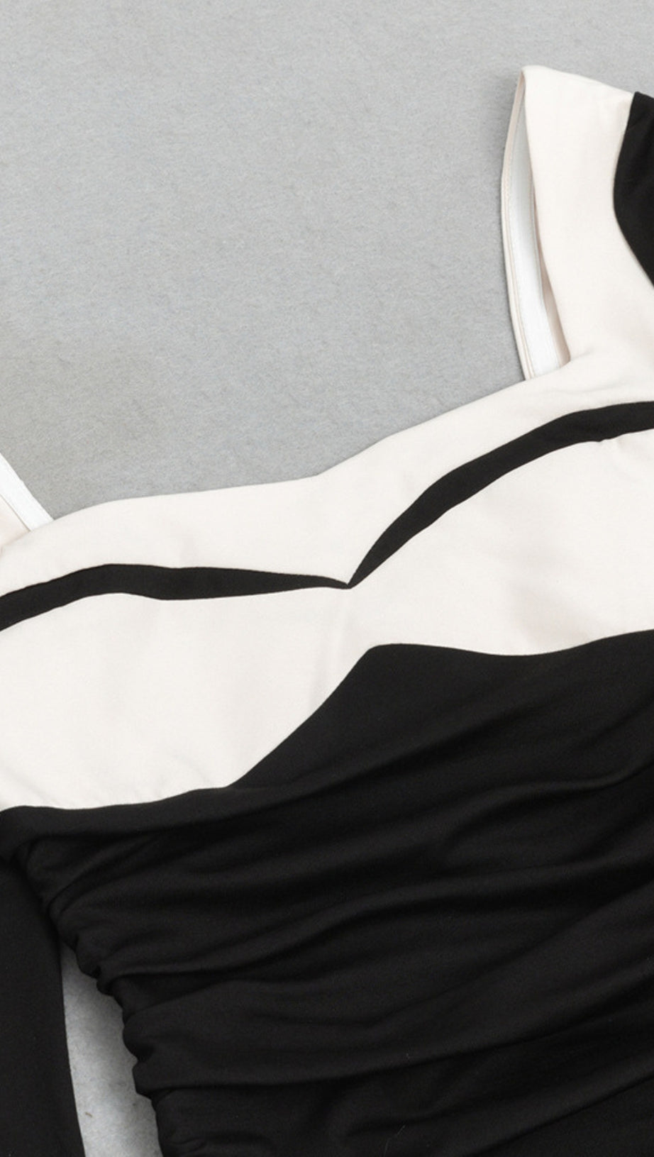 RUCHED LONG - SLEEVE MAXI DRESS IN BLACK AND WHITE