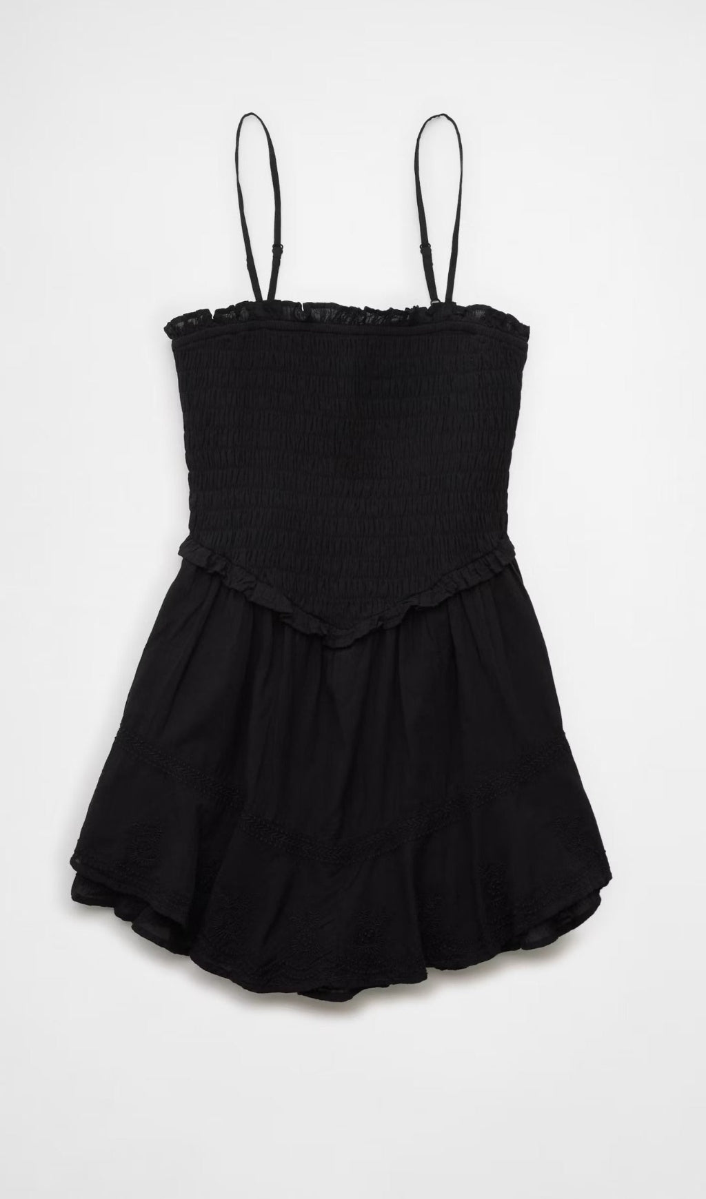 Minikleid mit Rüschen und Stufendesign in Schwarz