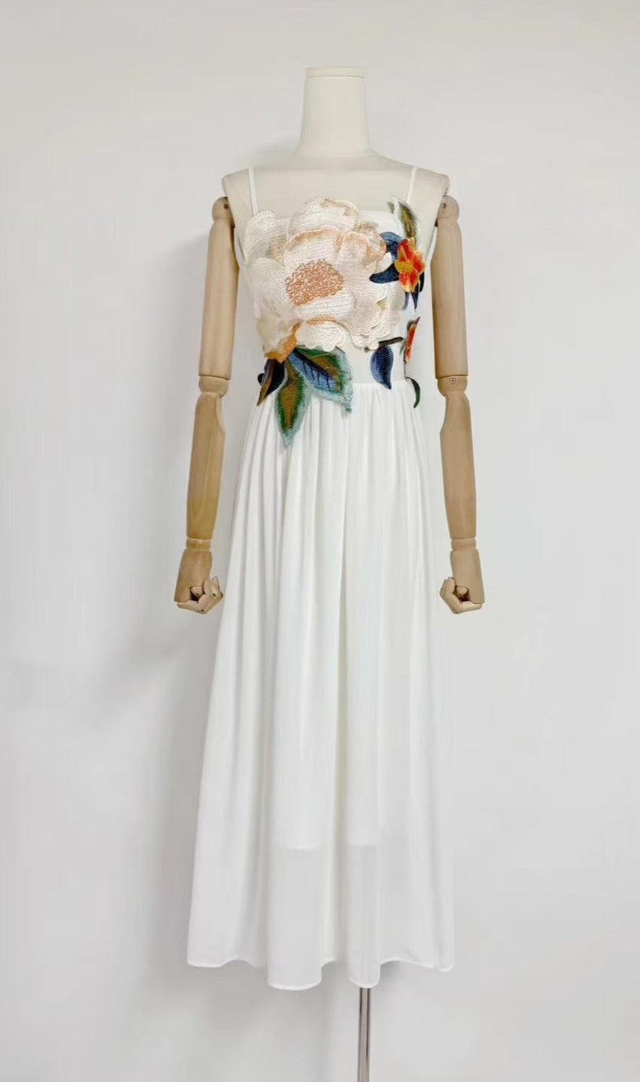 joann Appliqué Camellia Floral Maxi Dress in white