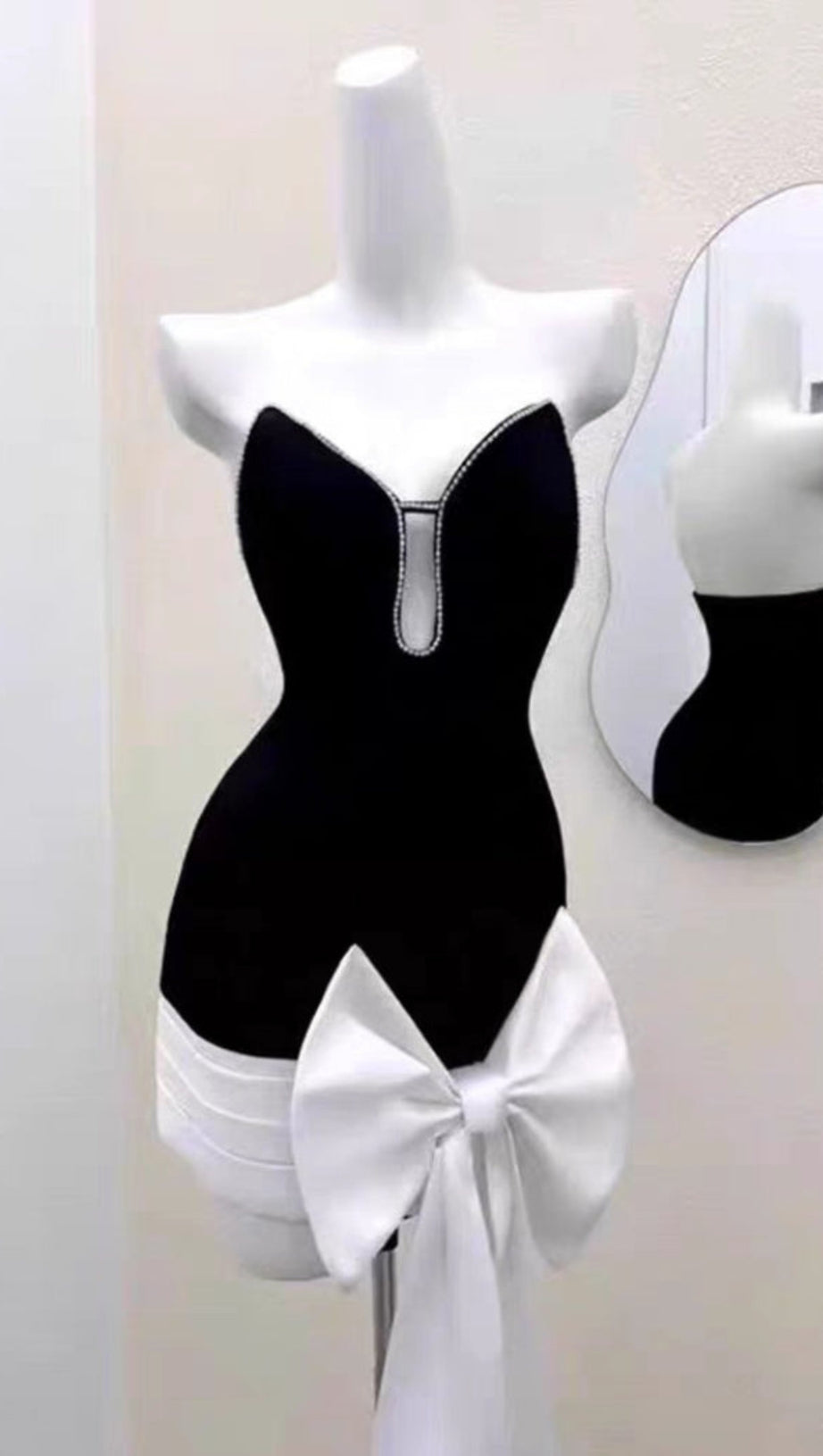 RHINESTONE CHAIN CUT OUT BANDEAU MINI DRESS IN BLACK